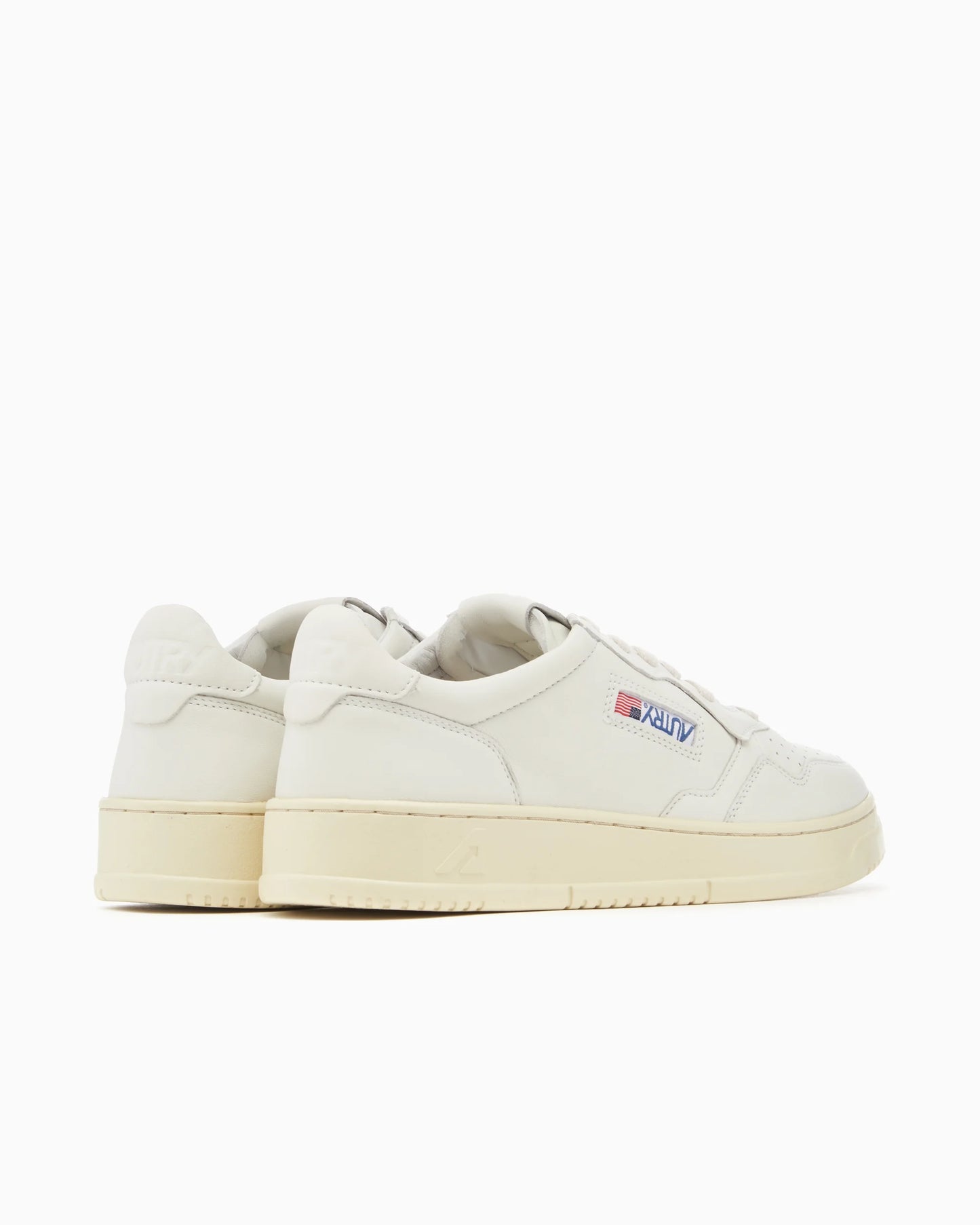 Autry 01 Medalist Low Reverse Limited Edition